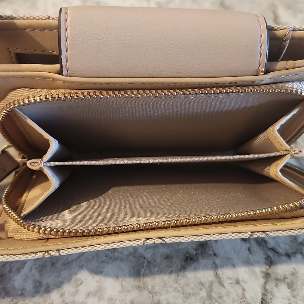 NINE WEST Lawson French Wallet